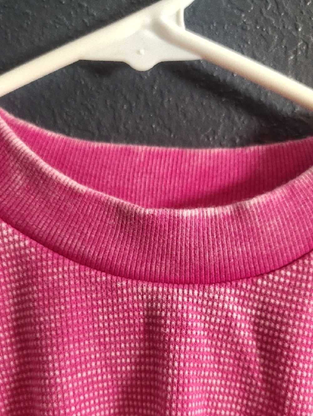 Altar'd State Magenta Ribbed Flutter-Sleeve Cropped Top - Picture 5 of 7